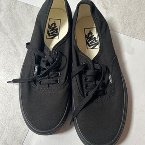 NWOT Unisex Vans Authentic All Black Sneakers Size 6.5 M, 8 W